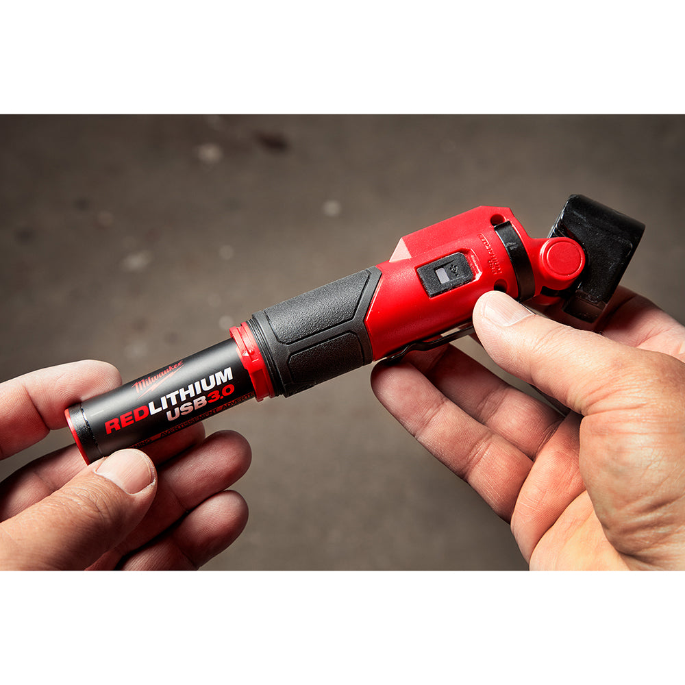 milwaukee flashlight flashing red Milwaukee 48-11-2131 REDLITHIUM Lithium-Ion Rechargeable USB 3.0Ah Battery