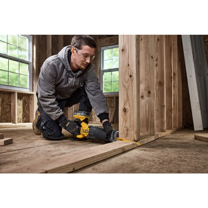 Dewalt DCS384WW1 20V 4.5" - 5" MAX XR Brushless Cordless Reciprocating Saw Kit