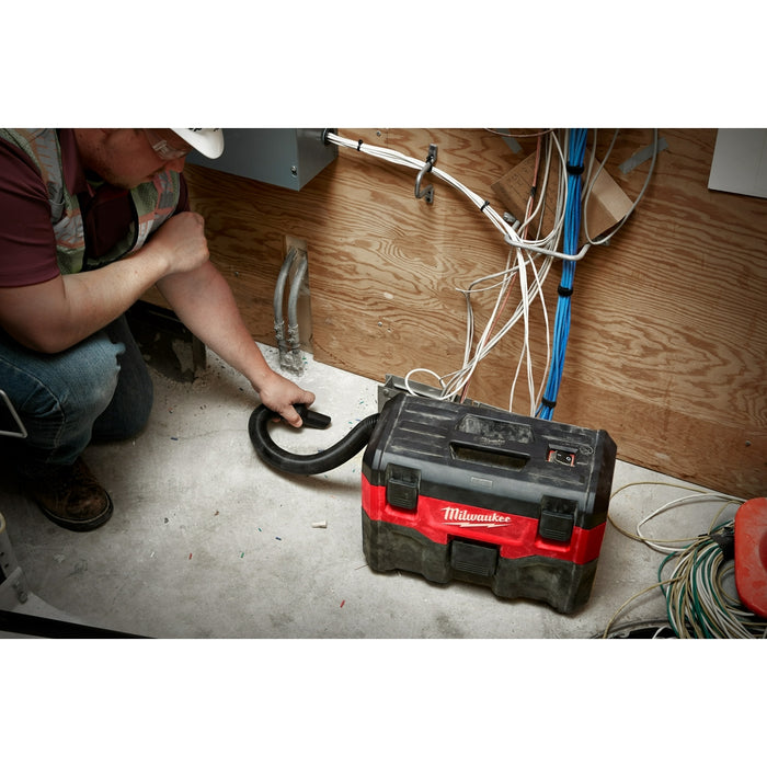 Milwaukee 0880-20BT5 M18 Vacuum w/ XC5.0 Extended Capacity Battery - 2 PK