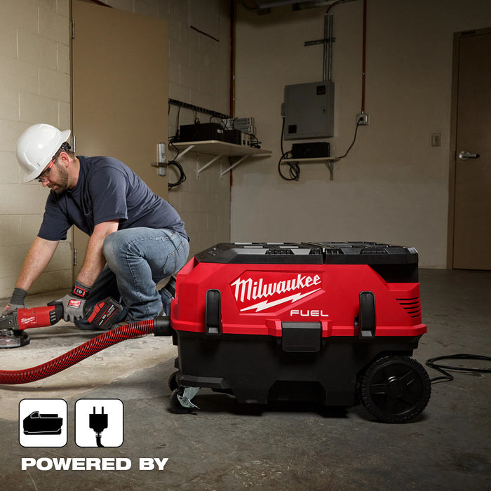 Milwaukee 0888-22HD M18 FUEL 18V 9 Gallon Dual Battery Dust Extractor Kit