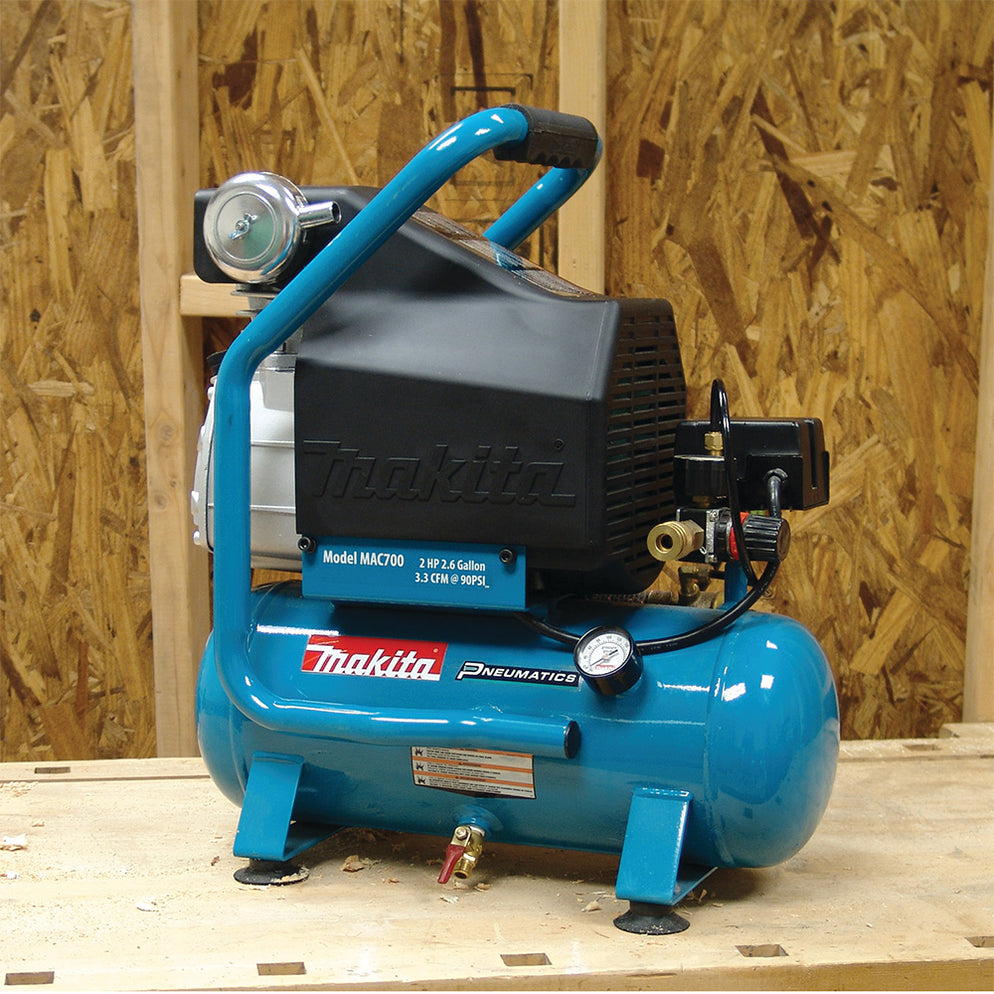 Makita MAC700 2.0 Hp 2.6 Gallon Cast Iron Roll-Cage Big Bore Air Compressor