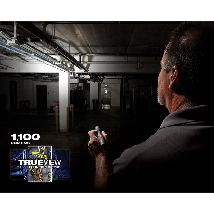 milwaukee 1100 lumens flashlight Milwaukee 2161-21 1100 Lumen USB Rechargeable LED Twist Focus Flashlight