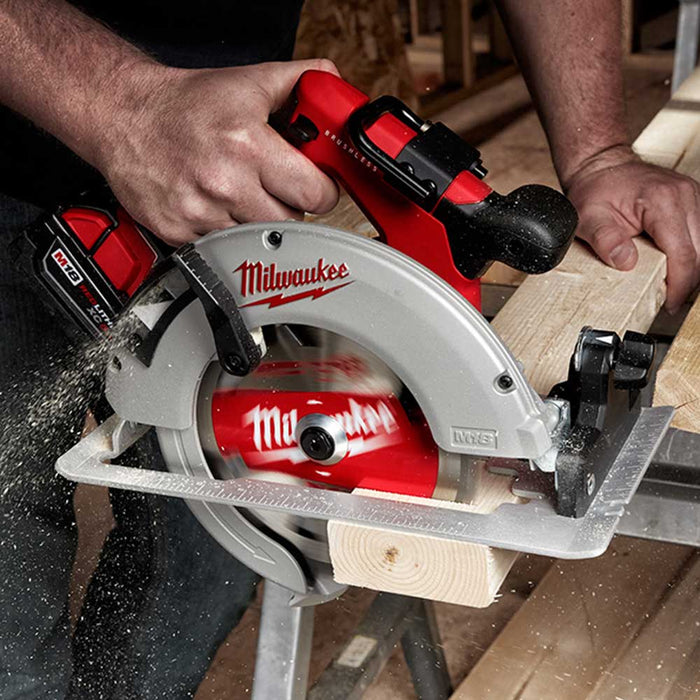 Milwaukee 2631-80 M18 18V 7-1/4" Brushless Circular Saw -Bare Tool-Reconditioned