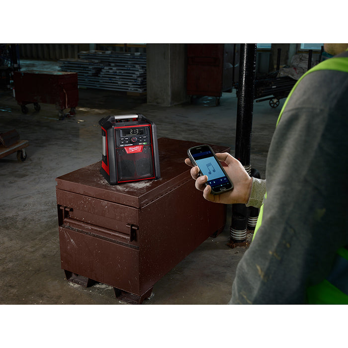 Milwaukee 2792-20 M18 18V Jobsite Bluetooth Radio/Charger - Bare Tool