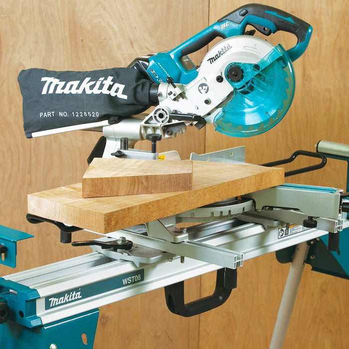 Makita WST06 100-1/2-Inch Adjustable Feed Roller Compact Folding Miter Saw Stand